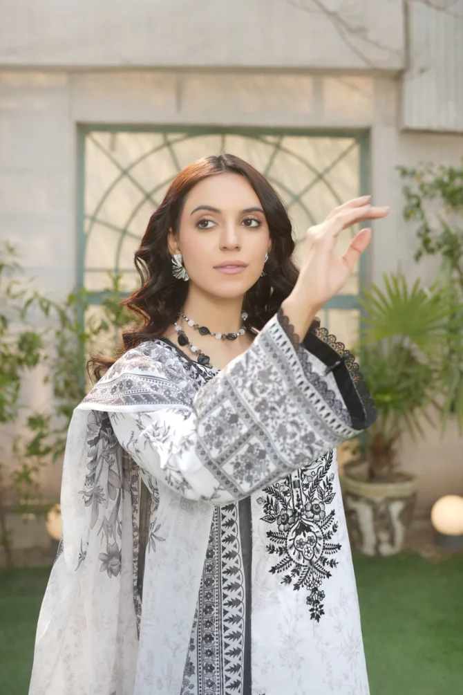 ZEESHA 3 PIECE  SUIT EMBROIDERED COTTON LAWN -HR-23 - Image 5